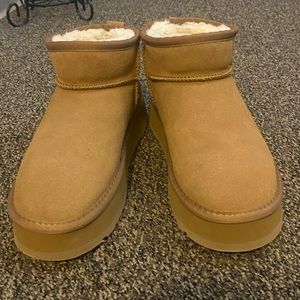 “Ugg” Platform minis